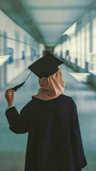 صور كيوت عن التخرج.
