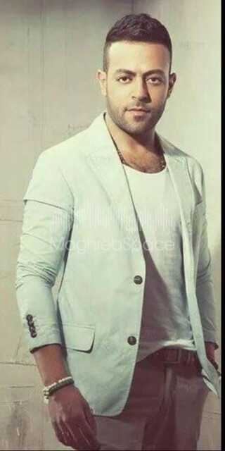 صور تامر عاشور.