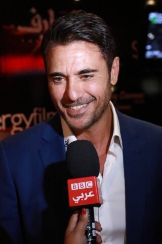 خلفيات احمد عز.