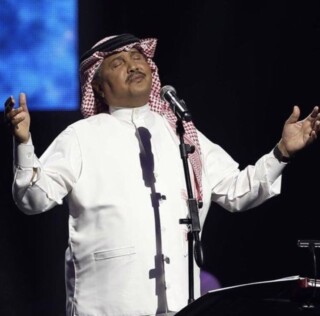 كذلك صور مطرب العرب.
