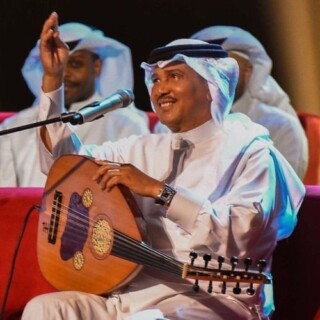 كذلك صور مطرب العرب.