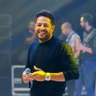صور محمد حماقي.